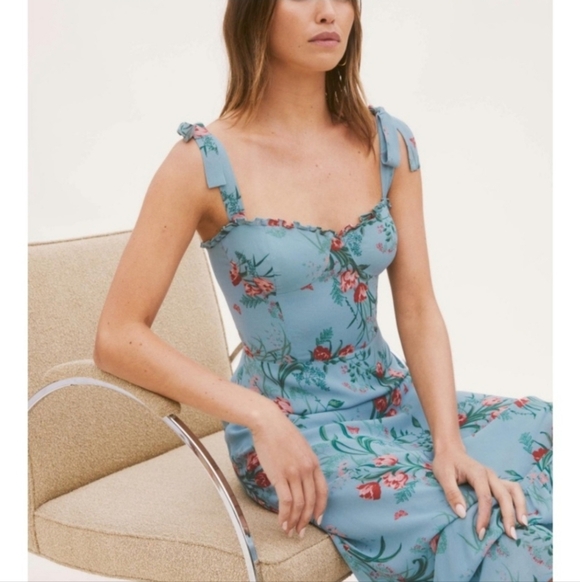 Reformation Nikita Midi Dress In Leona Floral Blue - Picture 4 of 12